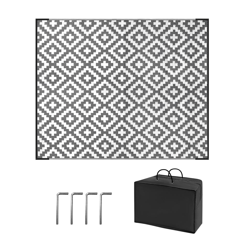 Double-Sided Diamond Outdoor Rug