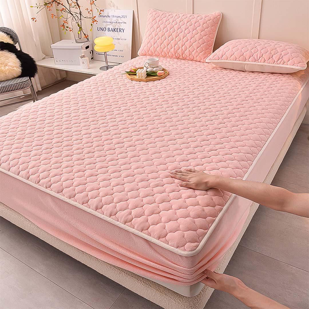 Clover Mattress Cover With Pillow Case