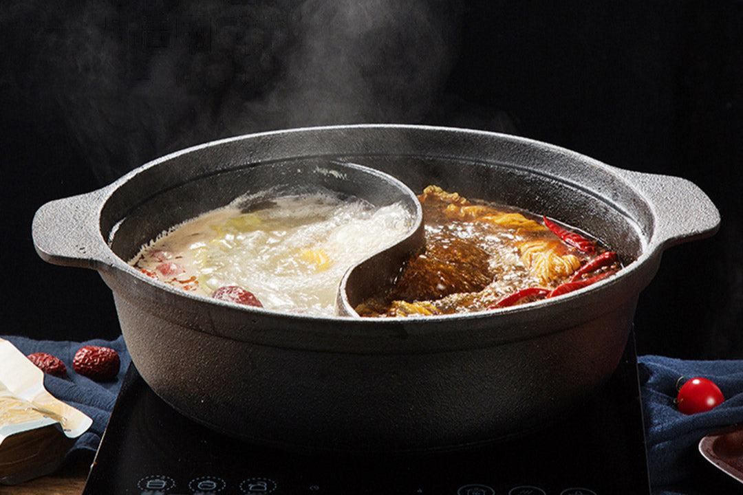 SOGA 32CM Round Cast Iron Shabu Shabu Hotpot Beef Chicken Stew Wok Two-Flavor Division