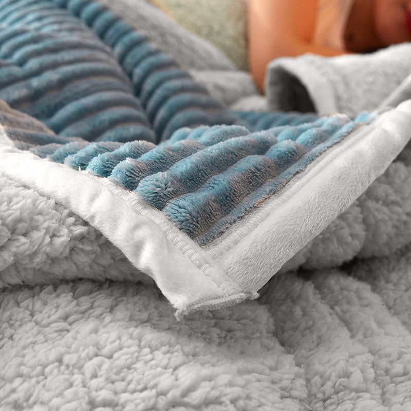 Reversible Thick Throw Blanket