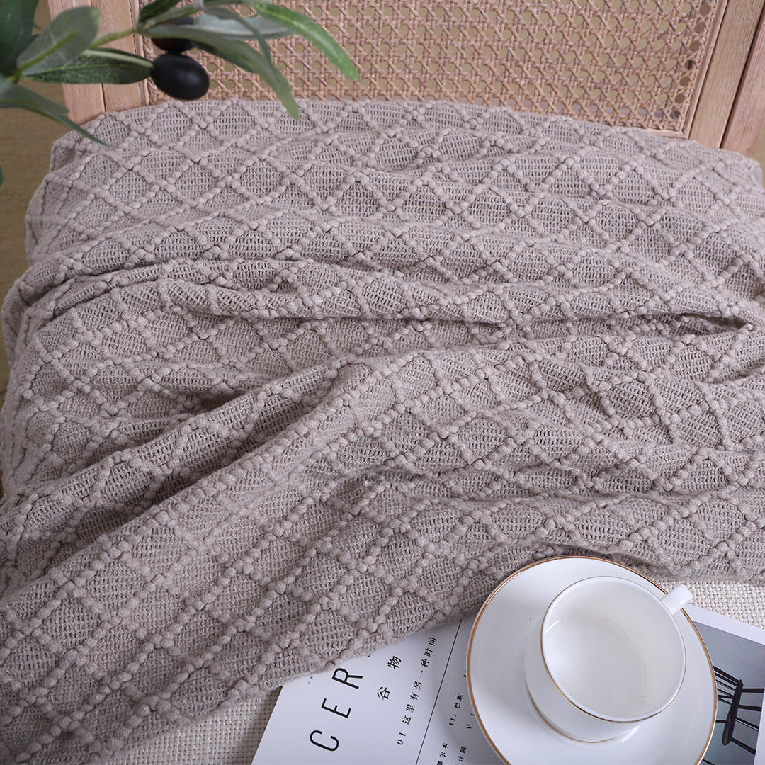 Diamond Knitted Pattern Throw Blanket