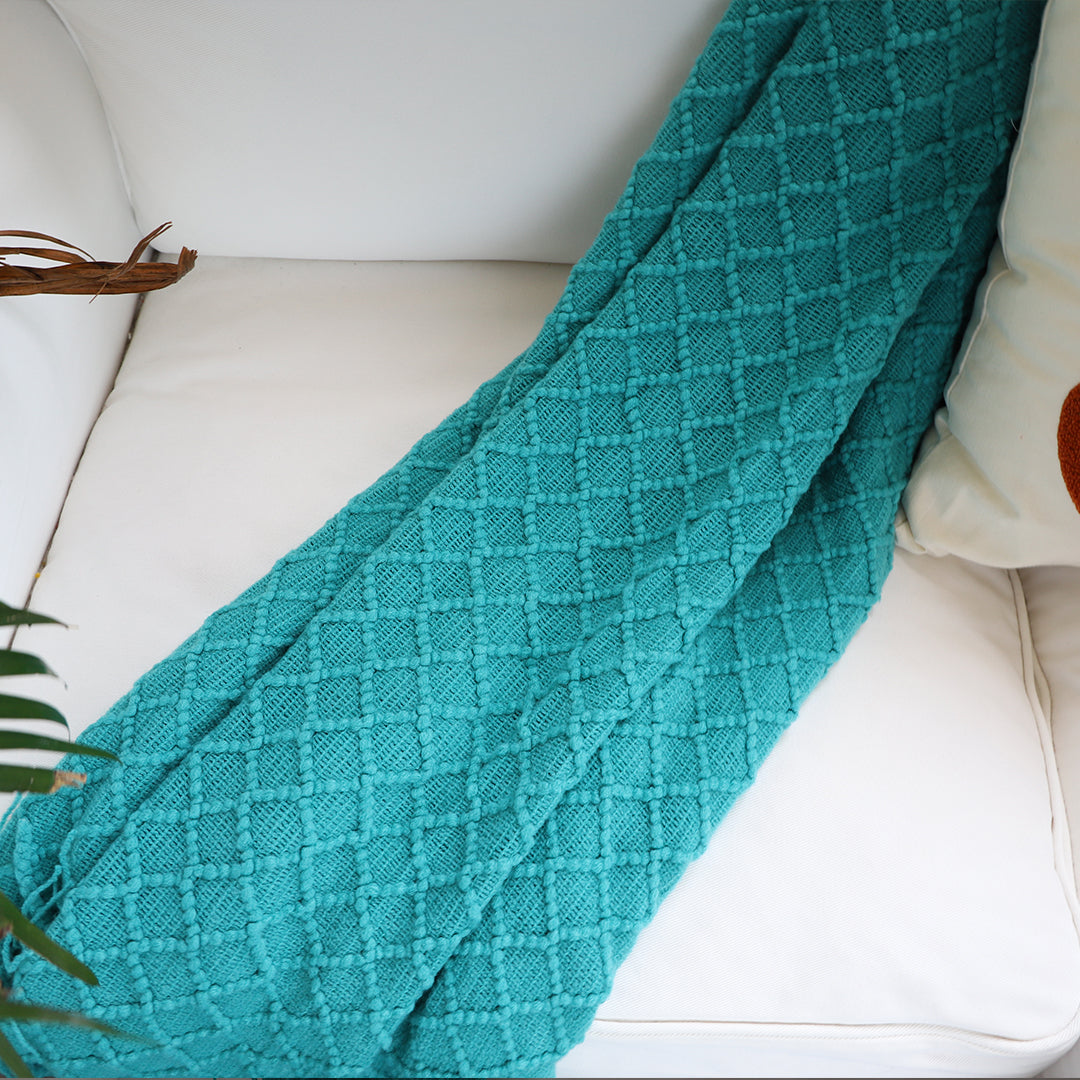 Diamond Knitted Pattern Throw Blanket