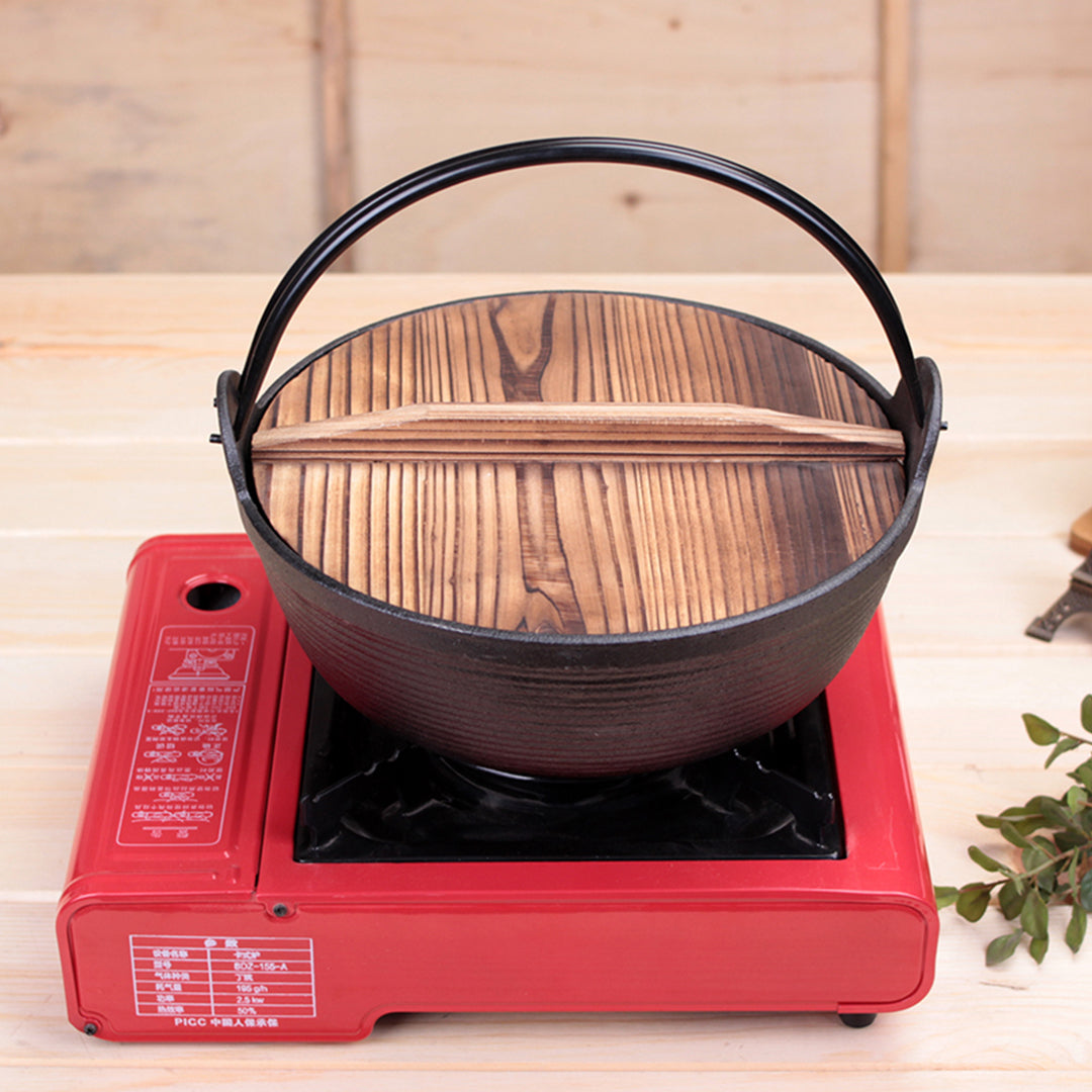 Hot Pot with Wooden Lid
