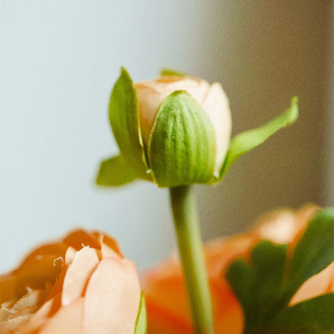 Artificial Rose Bouquet (12-Pieces)