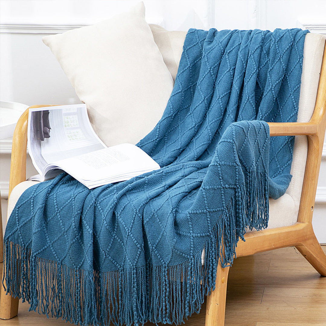 Diamond Knitted Pattern Throw Blanket