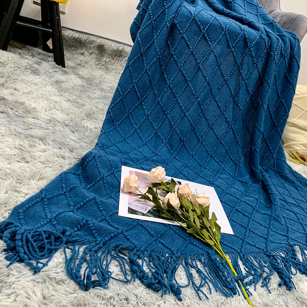 Diamond Knitted Pattern Throw Blanket