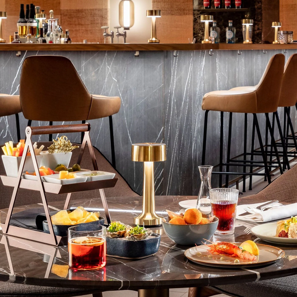 Restaurant Bar Table Lamp